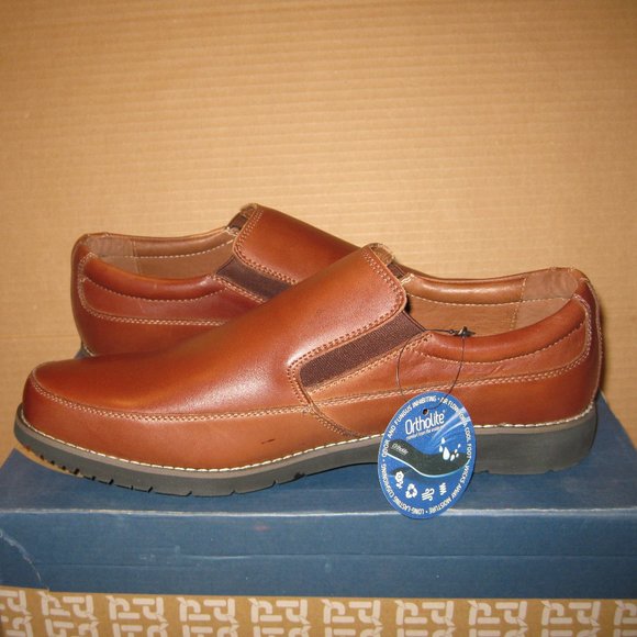 Propet Men\'s Grant Slip-On Loafer  Size: 12 main image 6